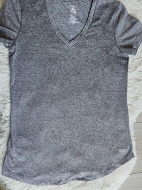 T-shirt de sport Athletic Works Dri-More Tech – Gris chiné – Taille XS